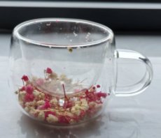Двухслойная кружка с цветами внутри